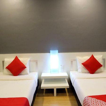 Oyo 232 The Suraya Hotel Kuantan Ngoại thất bức ảnh