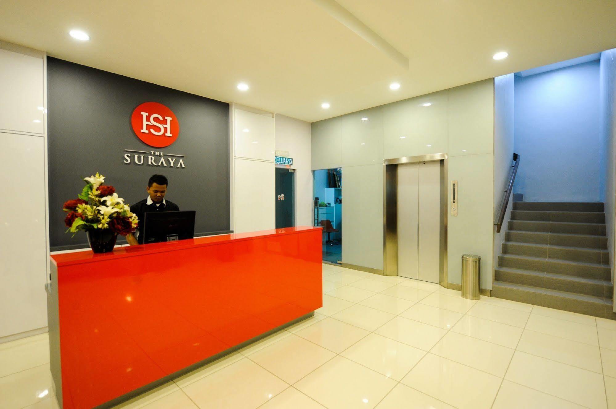 Oyo 232 The Suraya Hotel Kuantan Ngoại thất bức ảnh