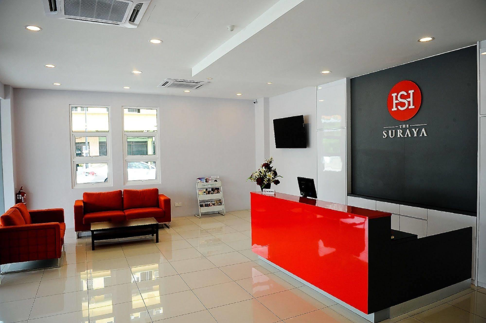 Oyo 232 The Suraya Hotel Kuantan Ngoại thất bức ảnh