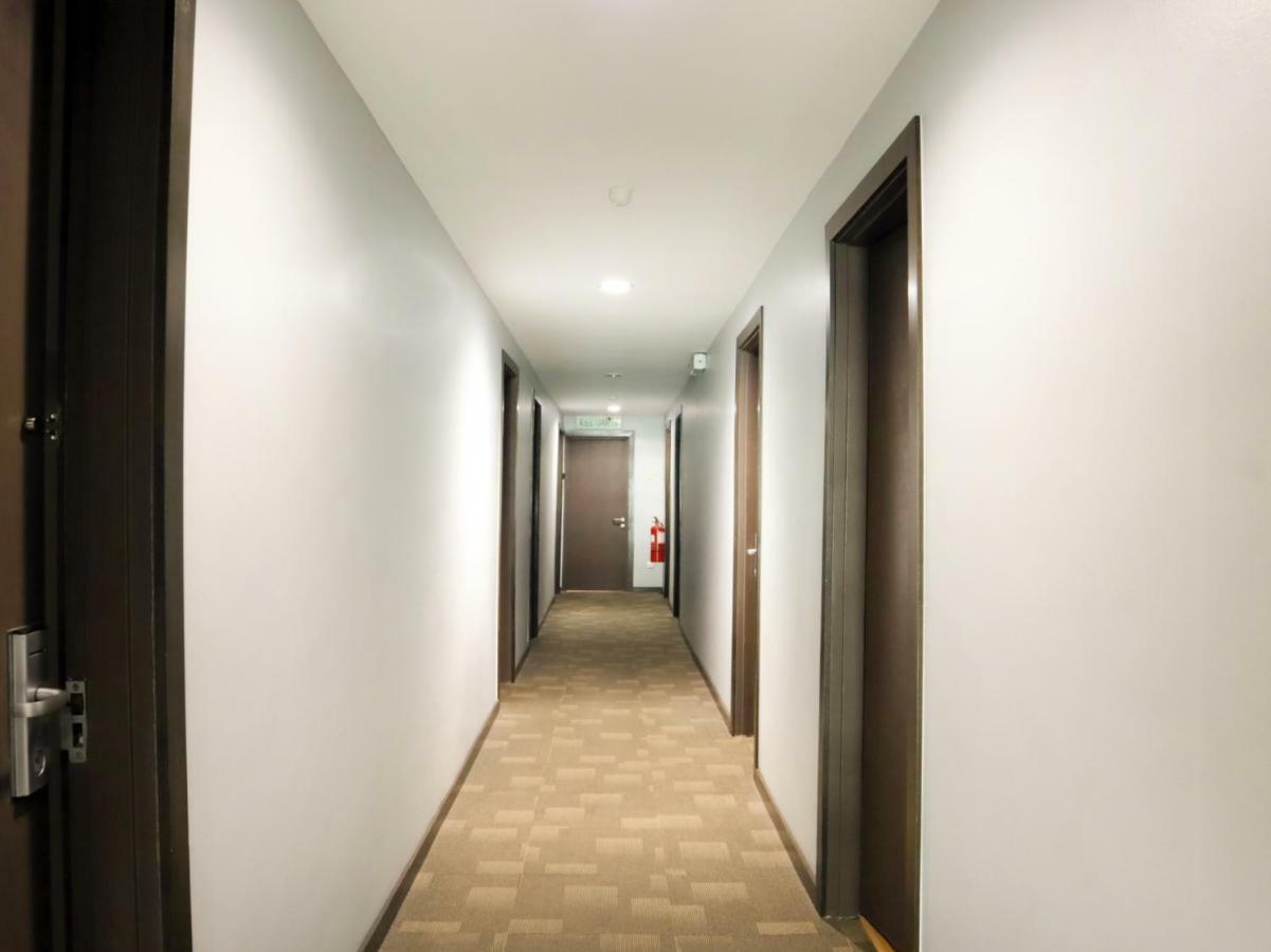 Oyo 232 The Suraya Hotel Kuantan Ngoại thất bức ảnh