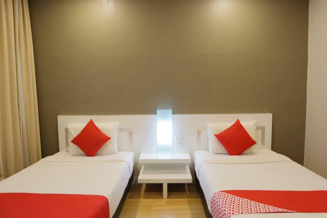 Oyo 232 The Suraya Hotel Kuantan Ngoại thất bức ảnh